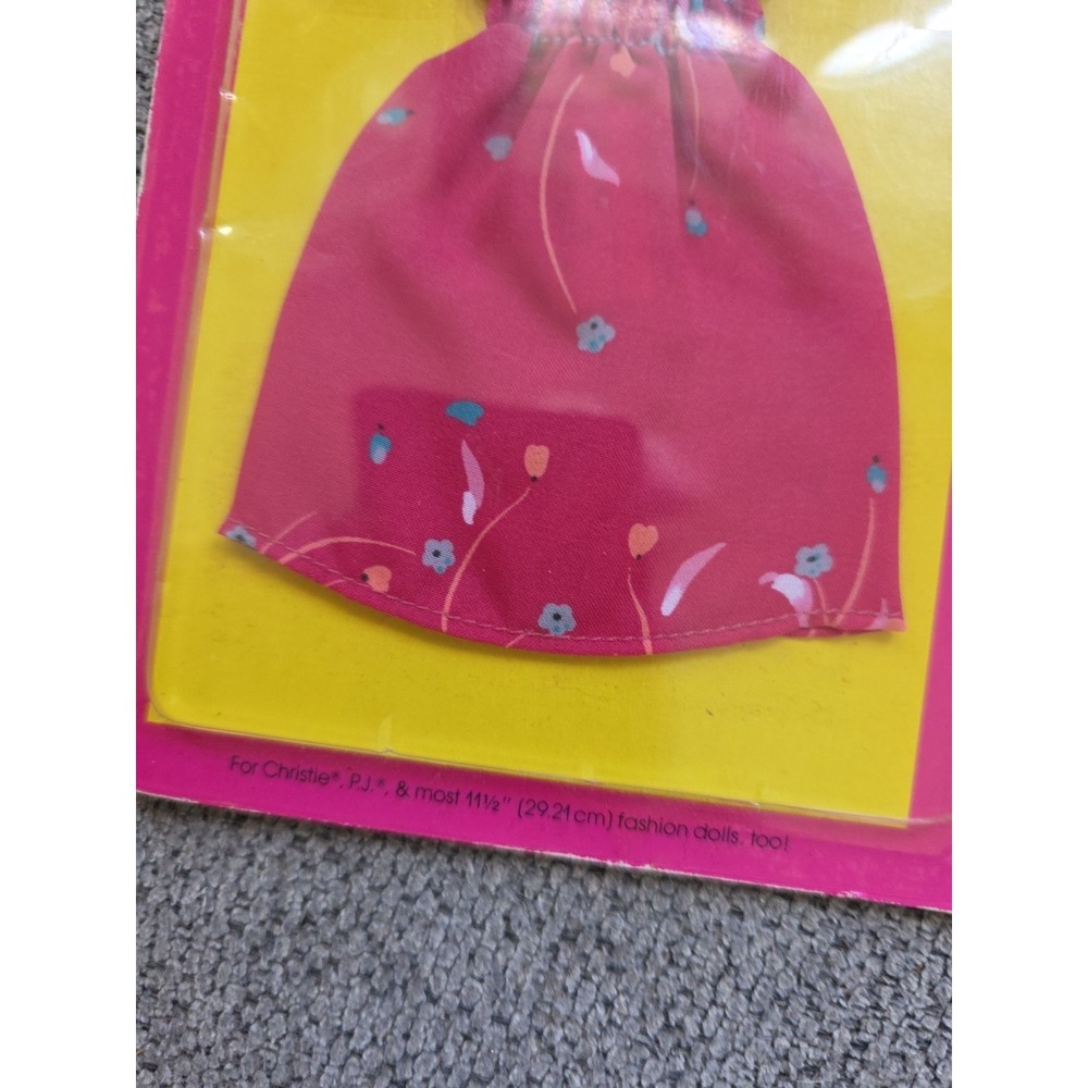 Barbie Fashion Fun City Shopping 1982 NRFP #5716‎ - Picture 2 of 5